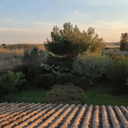 Vila Seaside With Hot Tub, 5mins Walk From The Sea *
